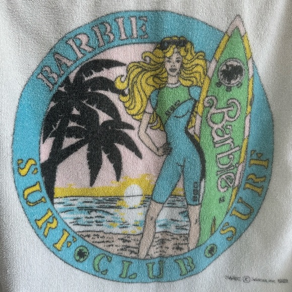 Vintage Barbie Surf Club
Hand towel - Picture 3 of 10